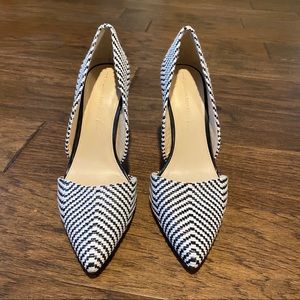 Banana Republic Black & White Woven Pumps